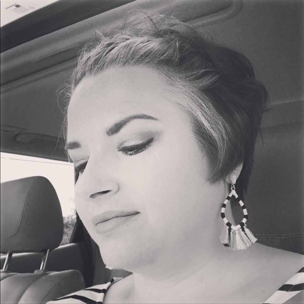 Meet your Posher, Tiffany